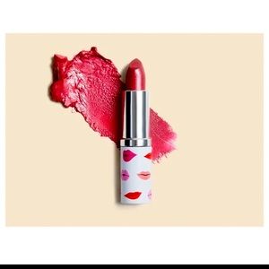 Clinique Pop Lip Color Colour + Primer Lipstick in shade 13 Love Pop